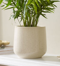 Beige Gloss Pot 14cm Image